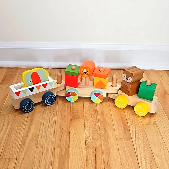 KIDS PREFERRED World of Eric Carle The Very Hungry Caterpillar Wooden Train Set - Picture 2 of 6